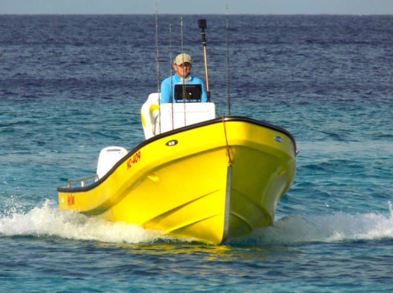 CuracaoFishing Panga 25ft charter